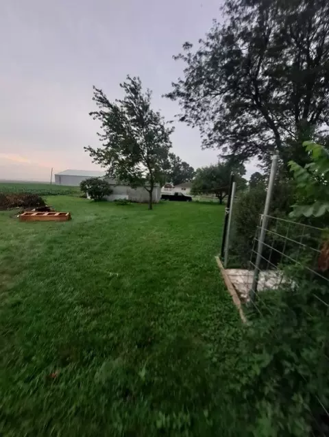 Exterior - 1522 E 7th Rd, Lostant, IL 61334 photo 14 of 30