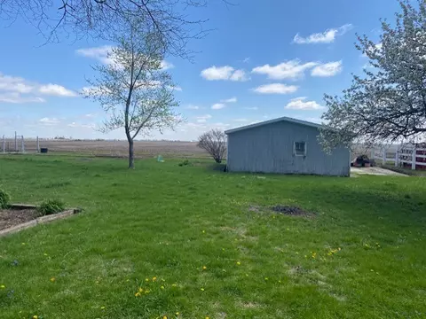 Exterior - 1522 E 7th Rd, Lostant, IL 61334 photo 23 of 30
