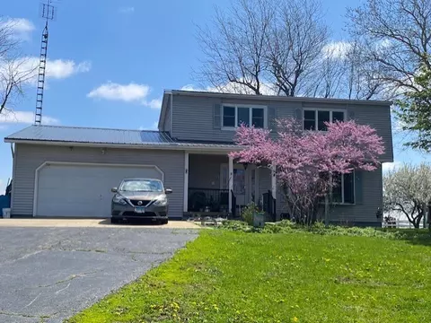 Exterior - 1522 E 7th Rd, Lostant, IL 61334 photo 2 of 30