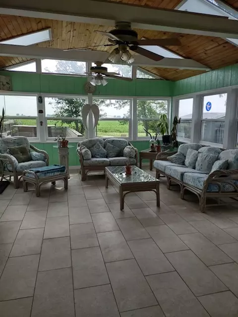 Exterior - 1522 E 7th Rd, Lostant, IL 61334 photo 6 of 30