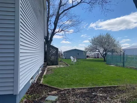 Exterior - 1522 E 7th Rd, Lostant, IL 61334 photo 21 of 30