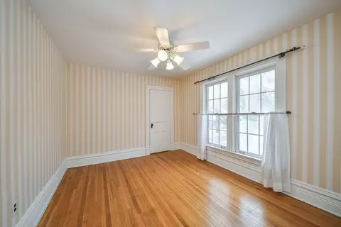 618 N West St, Wheaton, IL 60187 photo 16