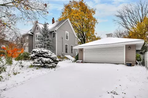 618 N West St, Wheaton, IL 60187 photo 25