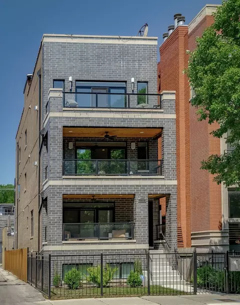 3614 N Damen Ave #1, Chicago, IL 60618