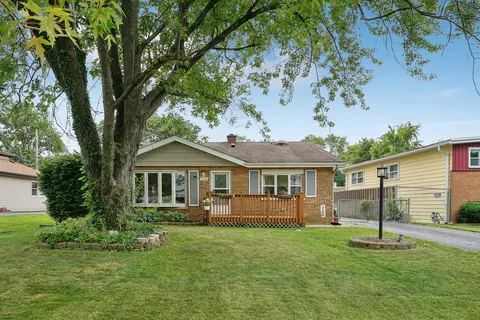 5409 Jamie Ln, Oak Forest, IL 60452