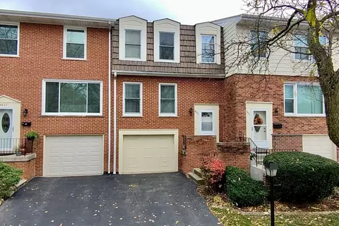 4425 Forest Ave, Brookfield, IL 60513