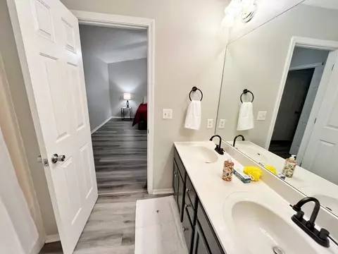 1231 Beacon Hill Ct, Normal, IL 61761 photo 14