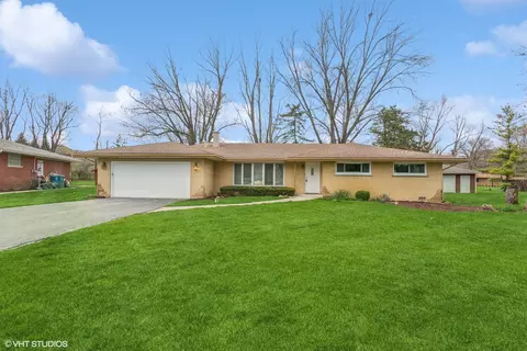 30 Parklane Dr, Palos Park, IL 60464