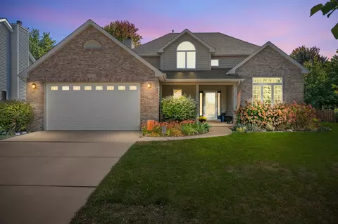 1336 Mary Wood Ct, Sycamore, IL 60178