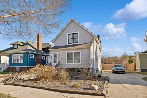 1725 Darrow Ave, Evanston, IL 60201