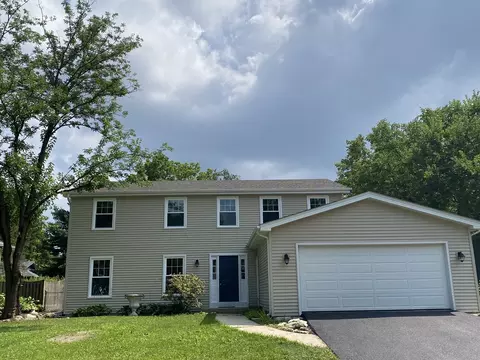 1130 Hidden Spring Dr, Naperville, IL 60540