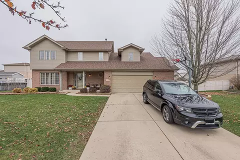 19509 Newport Dr, Mokena, IL 60448
