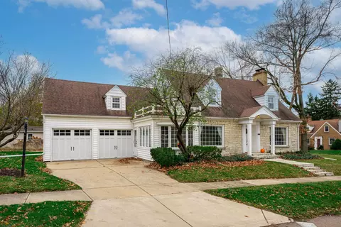2705 Rural St, Rockford, IL 61107