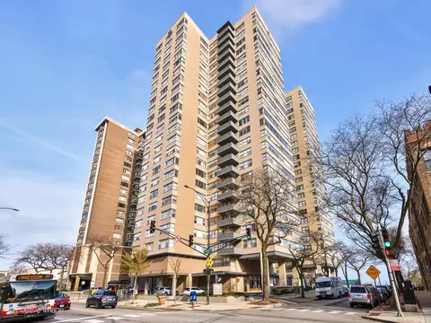 6301 N Sheridan Rd #12P, Chicago, IL 60660