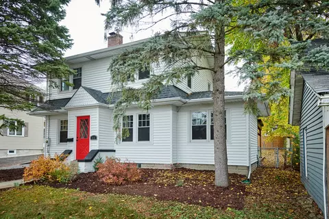 712 S 5th Ave, Saint Charles, IL 60174
