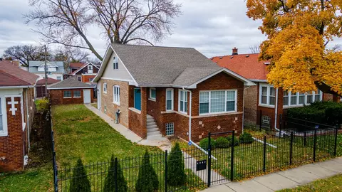 1410 N Monitor Ave, Chicago, IL 60651