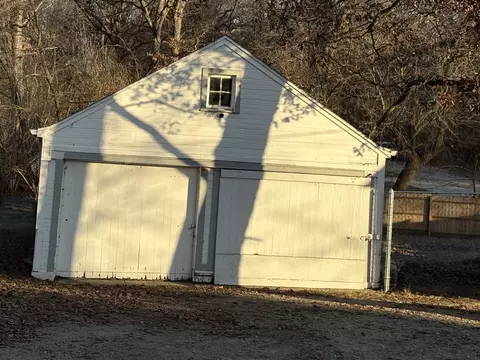 Exterior - 9758 Flagg Rd, Rochelle, IL 61068 photo 7 of 7