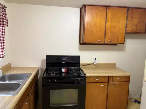 Kitchen - 9758 Flagg Rd, Rochelle, IL 61068 photo 3 of 3