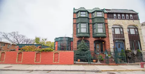 3534 S Calumet Ave, Chicago, IL 60653