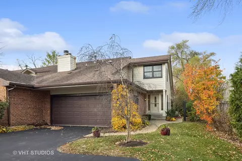 232 W Grant Village St, Hinsdale, IL 60521