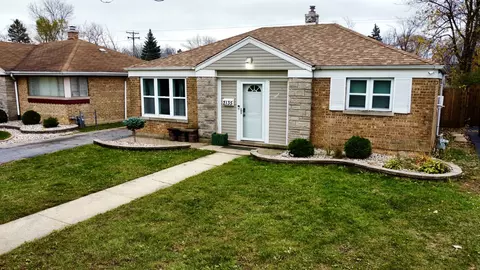 2135 175th St, Homewood, IL 60430