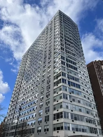 3900 N Lake Shore Dr #7H, Chicago, IL 60613