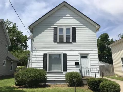 829 Jackson St, Aurora, IL 60505 photo 1