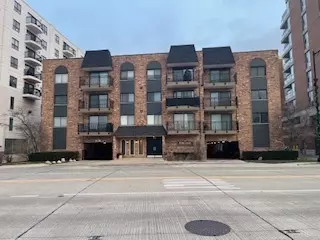 603 S River Rd #3-M, Des Plaines, IL 60016