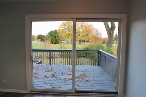 Exterior - 776 Voyager Dr, Bartlett, IL 60103 photo 9 of 9