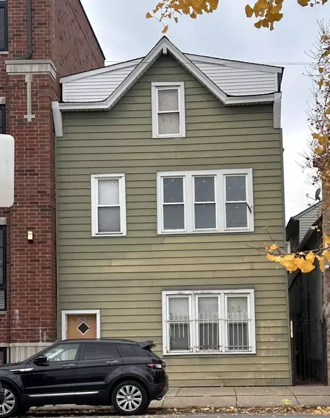 3050 N California Ave, Chicago, IL 60618
