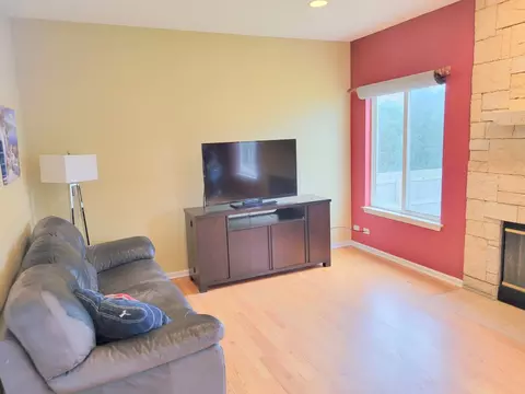 236 Cedarfield Dr, Bartlett, IL 60103 photo 6