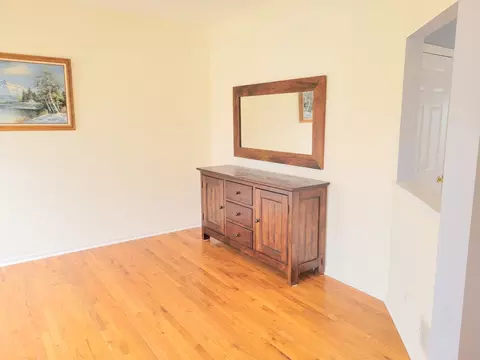 236 Cedarfield Dr, Bartlett, IL 60103 photo 2