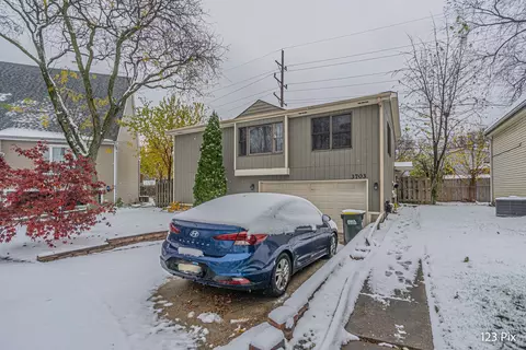 Exterior - 3703 Rywick Ct, Rolling Meadows, IL 60008 photo 2 of 3