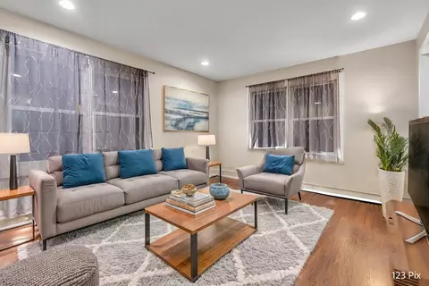 Living - 3703 Rywick Ct, Rolling Meadows, IL 60008 photo 1 of 3