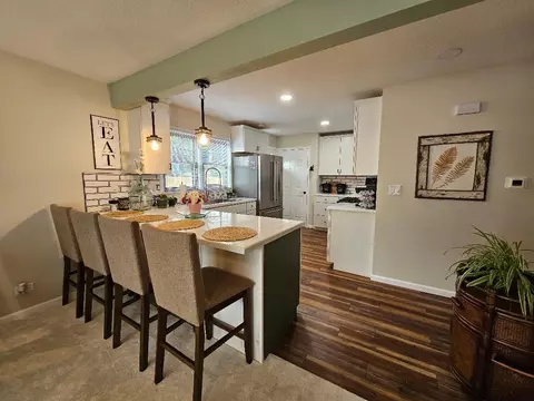 Kitchen - 213 S Mclean Blvd, Elgin, IL 60123 photo 6 of 7
