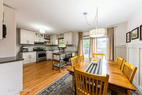 Kitchen - 1038 Brookside Ln, Deerfield, IL 60015 photo 1 of 2