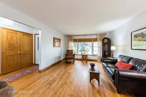 Other - 1038 Brookside Ln, Deerfield, IL 60015 photo 2 of 6