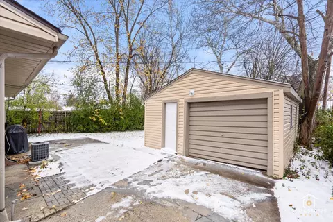 219 W Wayne Pl, Wheeling, IL 60090 photo 25