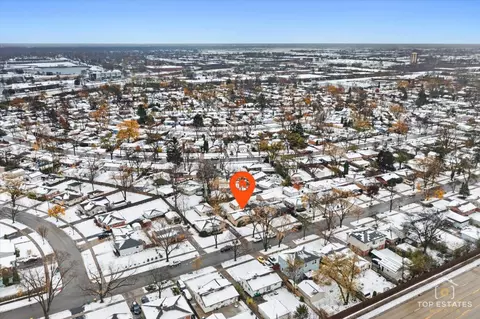 219 W Wayne Pl, Wheeling, IL 60090 photo 4