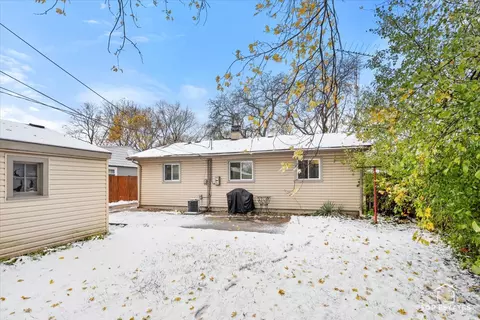 219 W Wayne Pl, Wheeling, IL 60090 photo 27