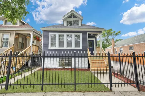 7148 S Wolcott Ave, Chicago, IL 60636