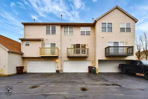 Exterior - 1420 Fox Hound Trl, Beecher, IL 60401 photo 3 of 3