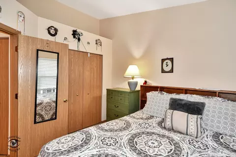 Bedroom - 1420 Fox Hound Trl, Beecher, IL 60401 photo 4 of 6