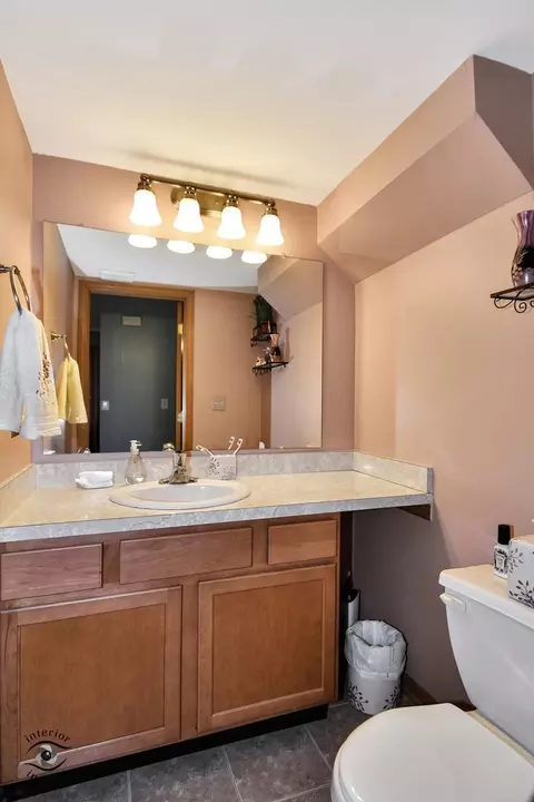 Bath - 1420 Fox Hound Trl, Beecher, IL 60401 photo 1 of 3