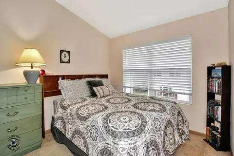 Bedroom - 1420 Fox Hound Trl, Beecher, IL 60401 photo 3 of 6