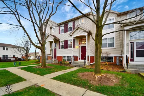 Exterior - 1420 Fox Hound Trl, Beecher, IL 60401 photo 2 of 3