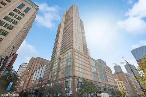 545 N Dearborn St #W3505, Chicago, IL 60654