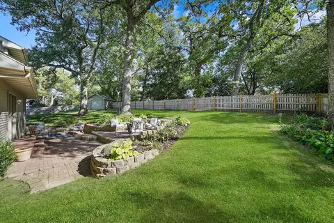 Exterior - 4902 Hickory Way, Johnsburg, IL 60051 photo 2 of 7