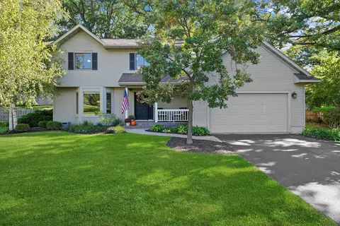 4902 Hickory Way, Johnsburg, IL 60051
