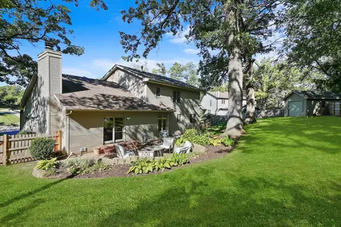 Exterior - 4902 Hickory Way, Johnsburg, IL 60051 photo 4 of 7